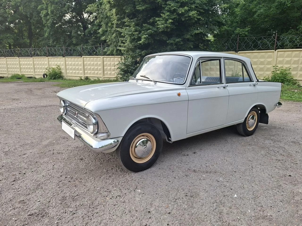 Москвич 408